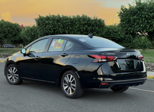 Nissan Versa SV