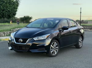 Nissan Versa SV