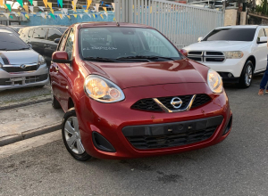 Nissan March Básico