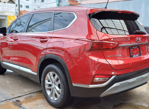 Hyundai Santa Fe SE