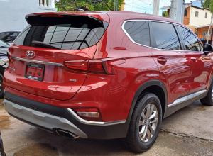 Hyundai Santa Fe SE