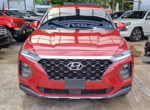 Hyundai Santa Fe SE