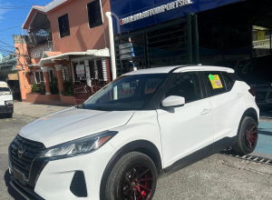 Nissan Kicks SV