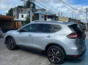 Nissan Rogue SL