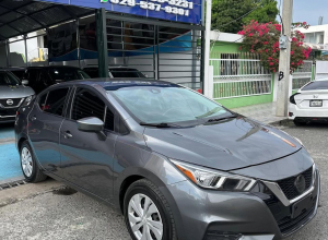 Nissan Versa SV