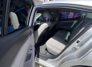 Hyundai Elantra Limited