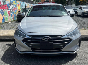 Hyundai Elantra Limited