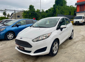 Ford Fiesta SE