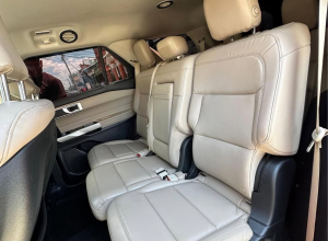 Ford Explorer XL