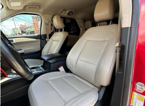 Ford Explorer XL