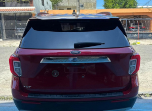 Ford Explorer XL