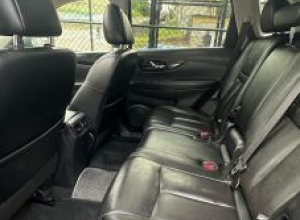 Nissan Rogue SL