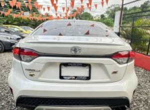 Toyota Corolla SE