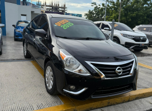 Nissan Versa SV