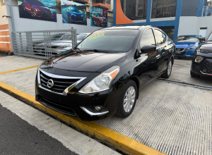 Nissan Versa SV