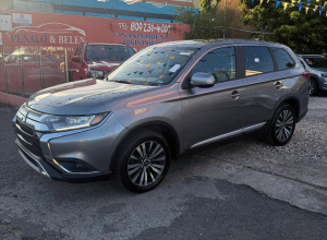 Mitsubishi Outlander SE