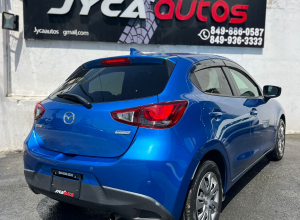 Mazda Demio Básico