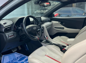 Hyundai Veloster Turbo