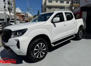 Nissan Frontier S