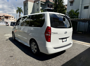 Hyundai Grand Starex Básico