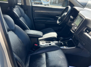Mitsubishi Outlander Limited