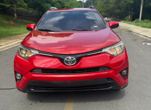 Toyota RAV4 LE
