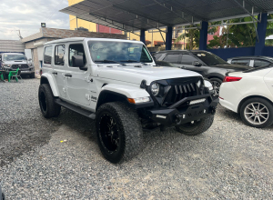 Jeep Wrangler Sahara