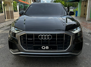 Audi Q8 S Line