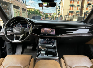 Audi Q8 S Line