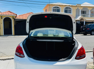 Mercedes-Benz Clase C 300