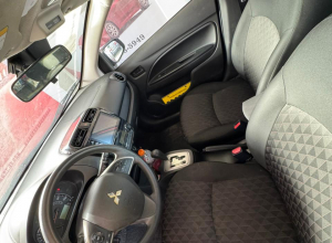 Mitsubishi Mirage Básico