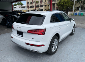 Audi Q5 Premium Plus