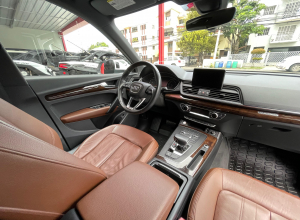 Audi Q5 Premium Plus