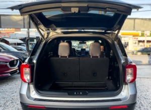Ford Explorer Platinum