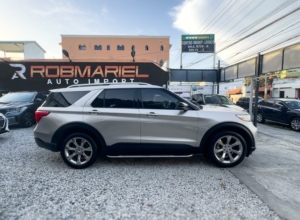 Ford Explorer Platinum
