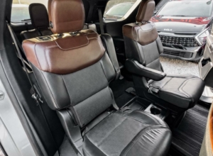 Ford Explorer Platinum