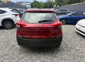 Nissan Kicks SV