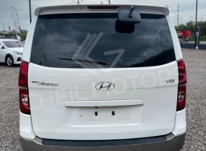 Hyundai Grand Starex Básico