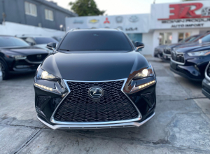 Lexus NX 300