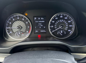 Hyundai Elantra Basico