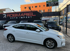 Hyundai Elantra Basico