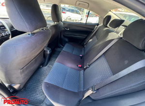 Toyota Yaris Básico