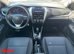 Toyota Yaris Básico