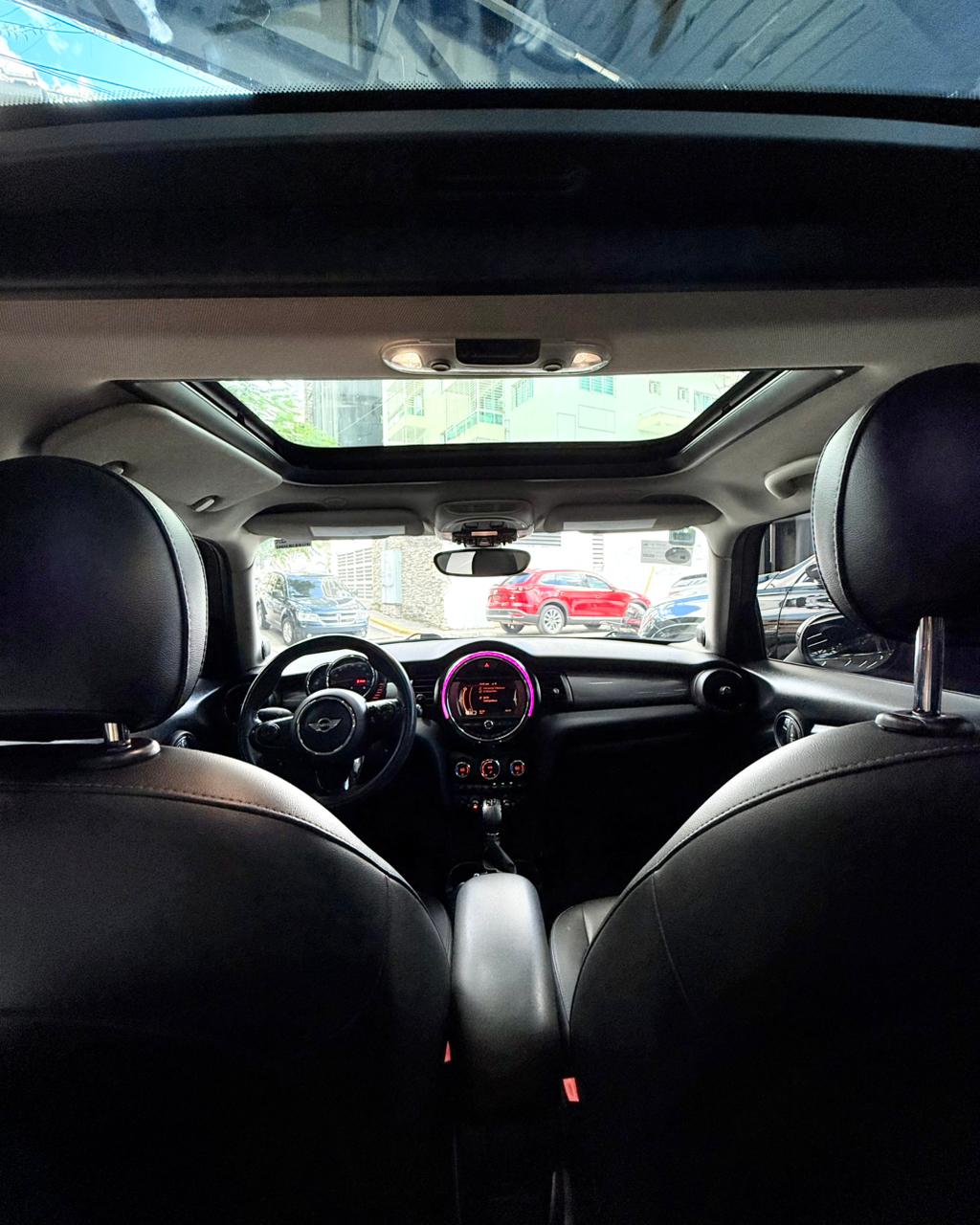 MINI Cooper Básico