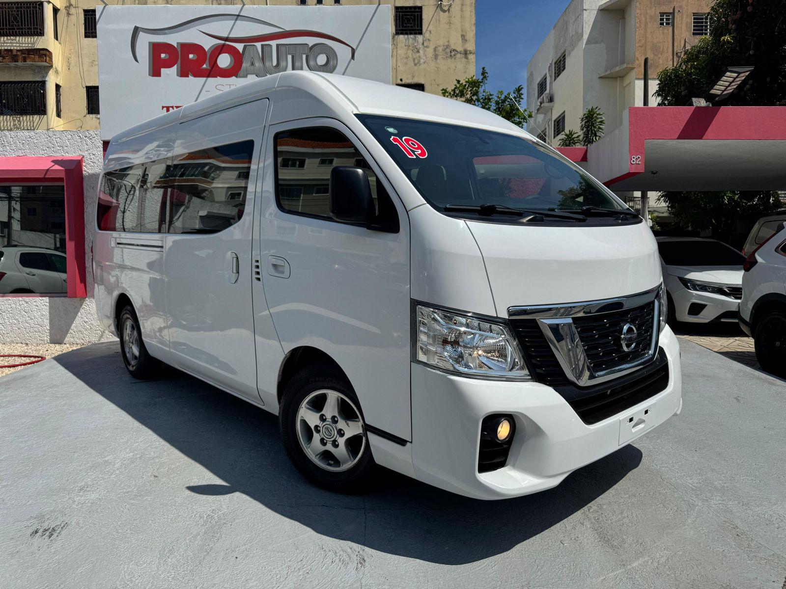 Nissan URVAN Básico