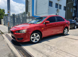 Mitsubishi Lancer ES