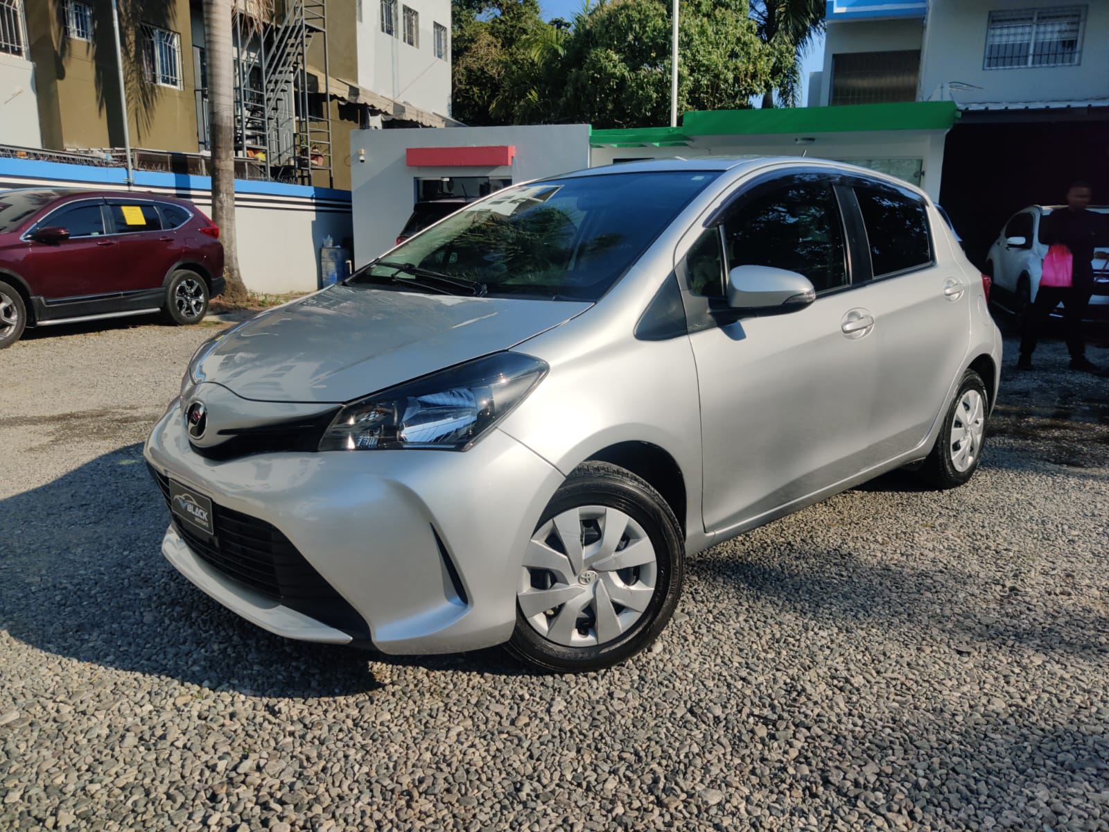 Toyota Vitz Básico