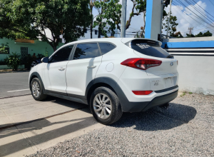 Hyundai Tucson Básico