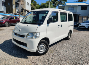 Toyota Town Ace Basico