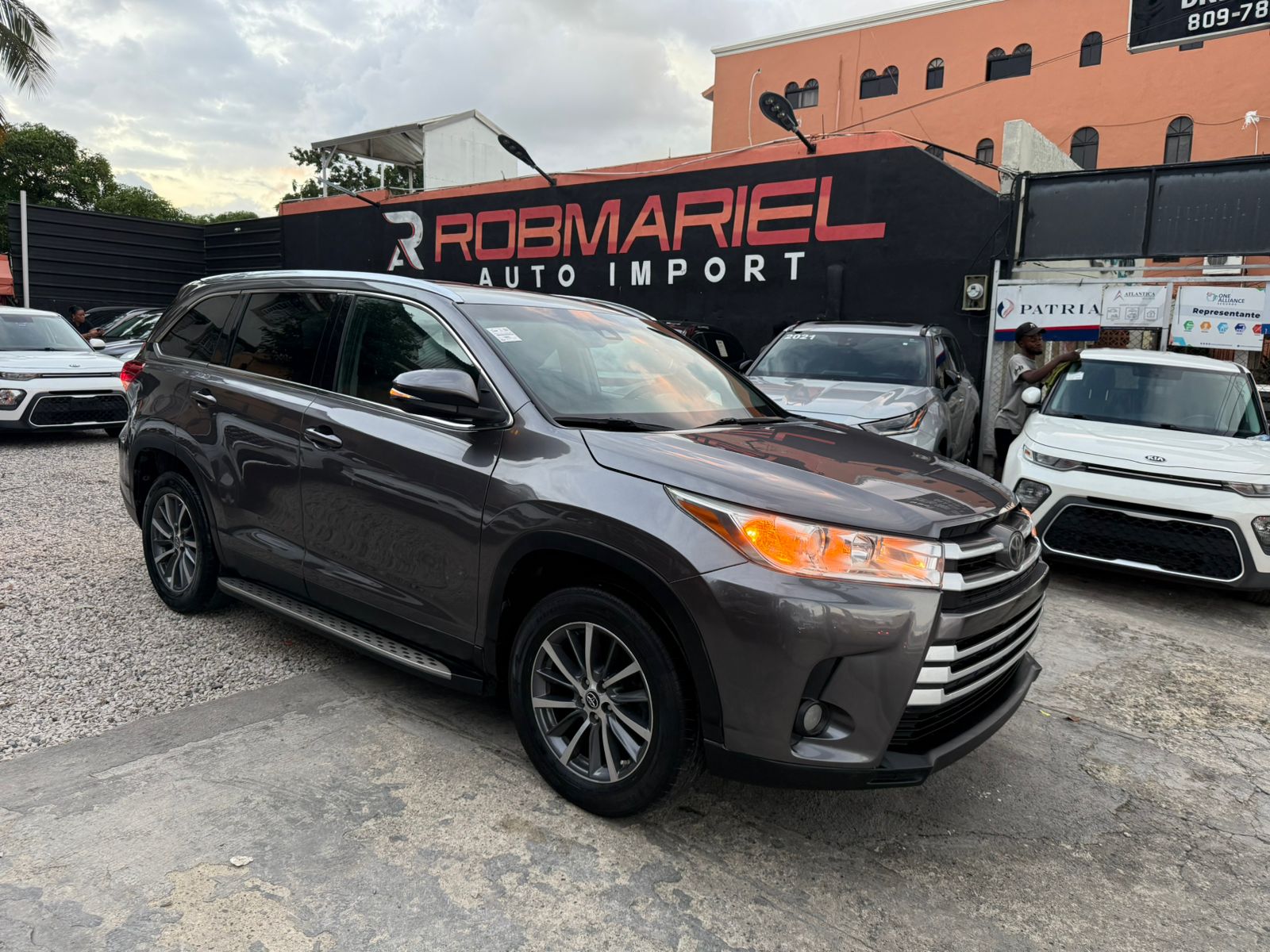 Toyota Highlander XLE
